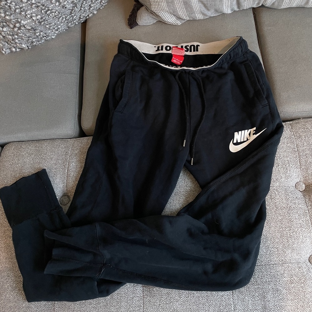 Black Nike Sweatpants
